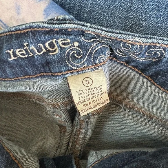 Vintage Refuge Flare Leg Jeans - Picture 6 of 9
